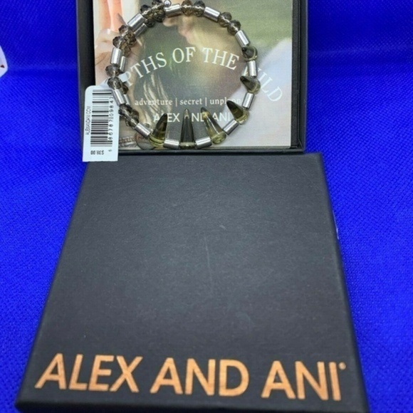 Alex And Ani Depths of the Wild Wrap Bracelet - Picture 1 of 3